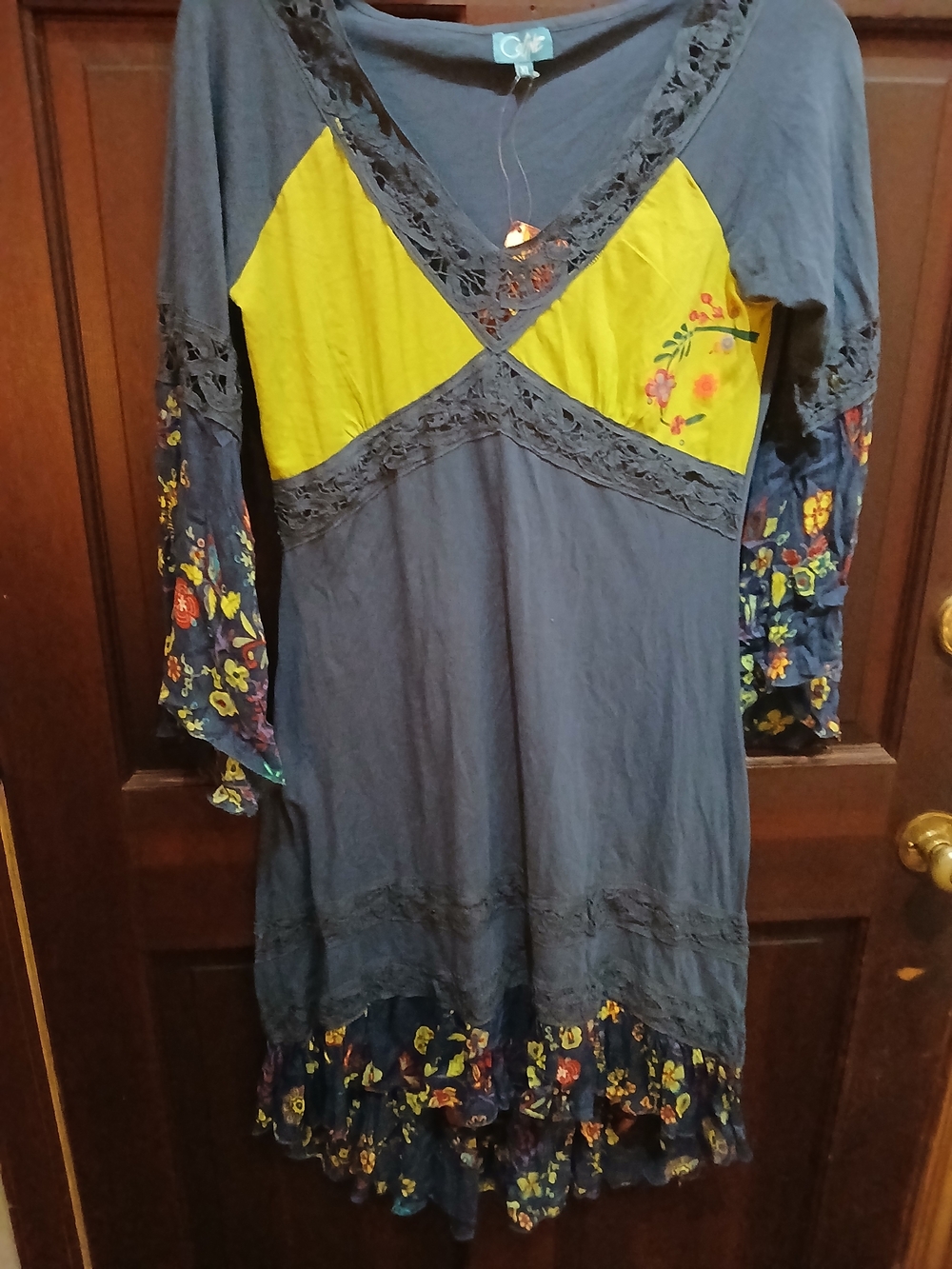 Coline Boho Floral Lace Navy Dress NWT Size XL Hi Lo Ruffled Hem Bell Sleeves